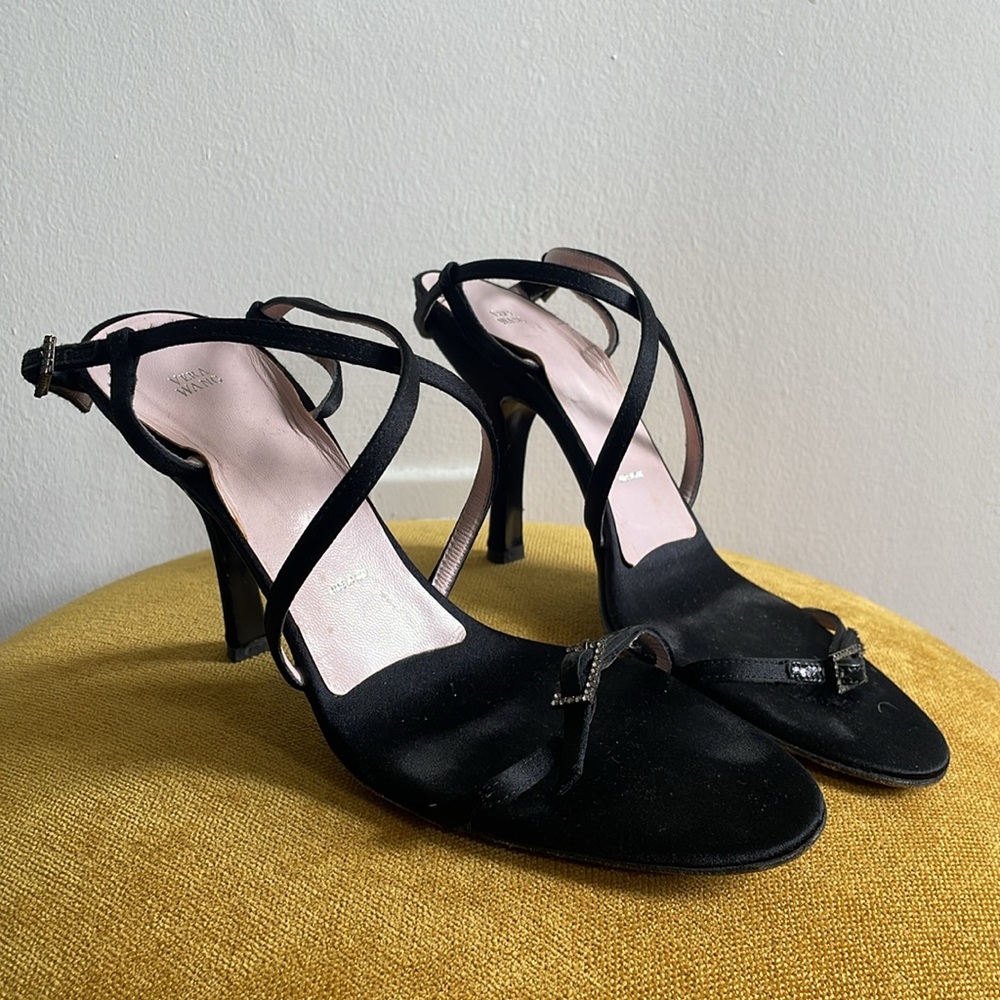 Vera Wang Strappy Sandals sz 38 1/2